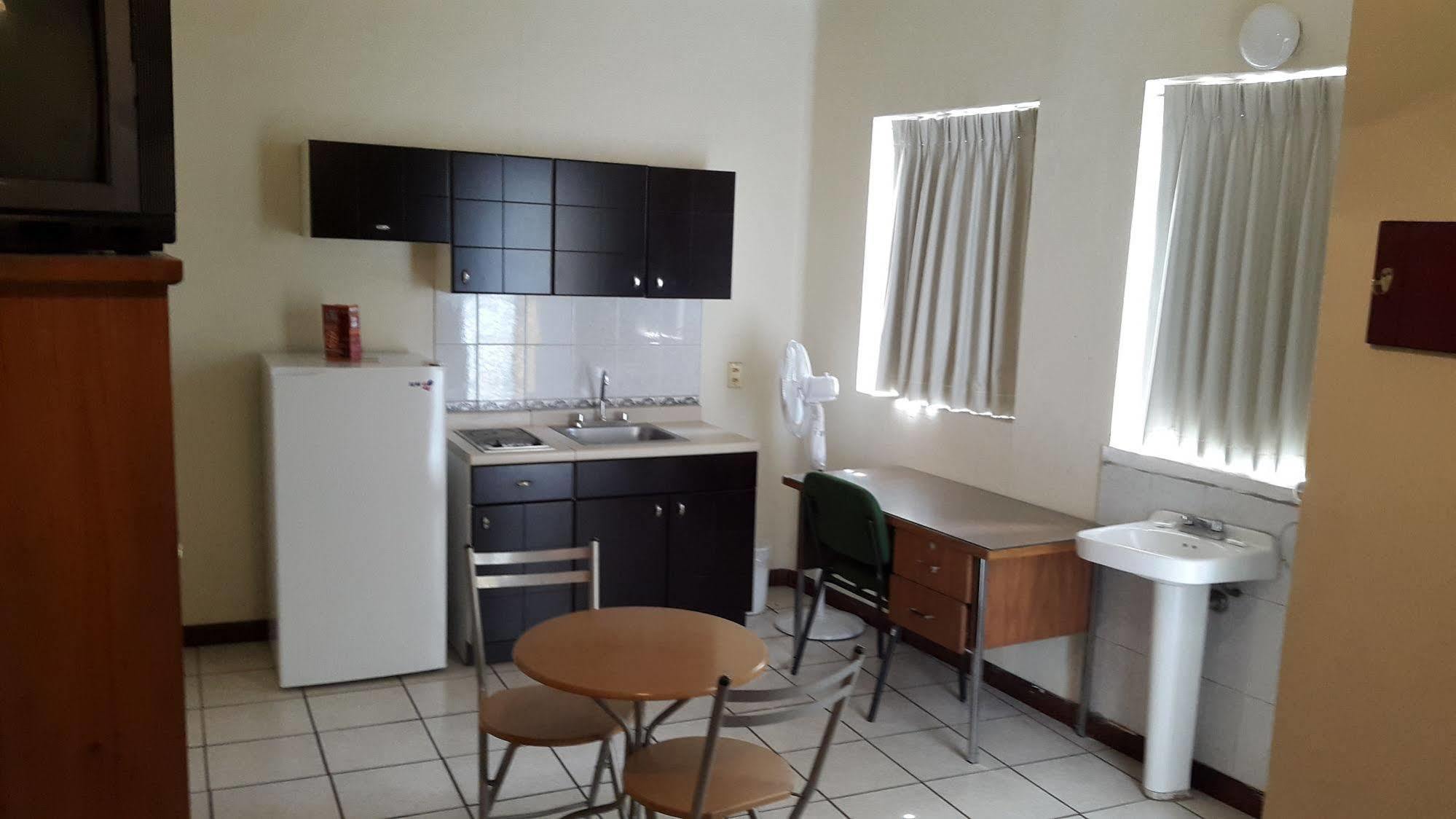 Nueva York Hotel Guadalajara Ngoại thất bức ảnh